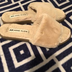 Faux fur Creme shoes